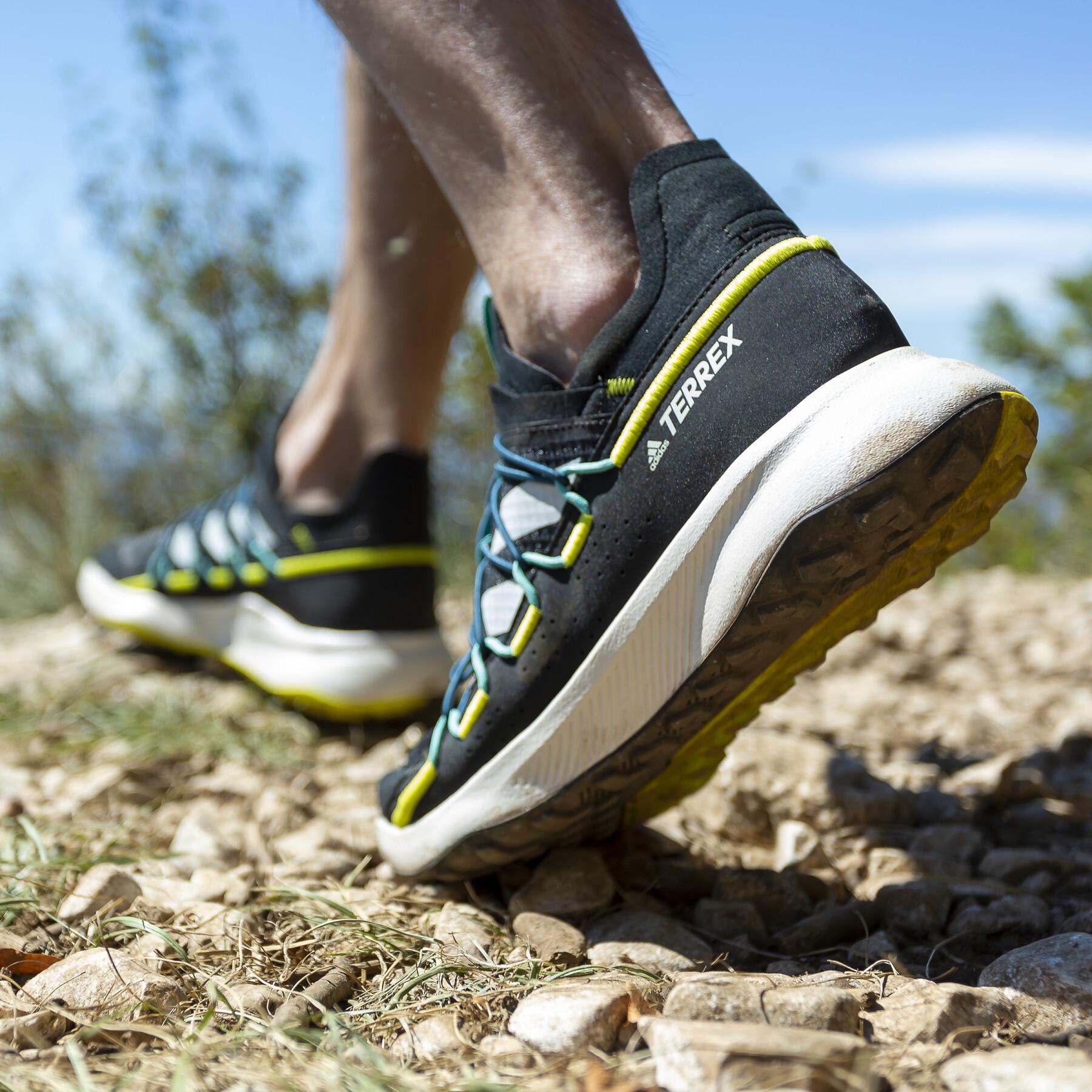 Hiking shoes adidas Terrex Voyager 21