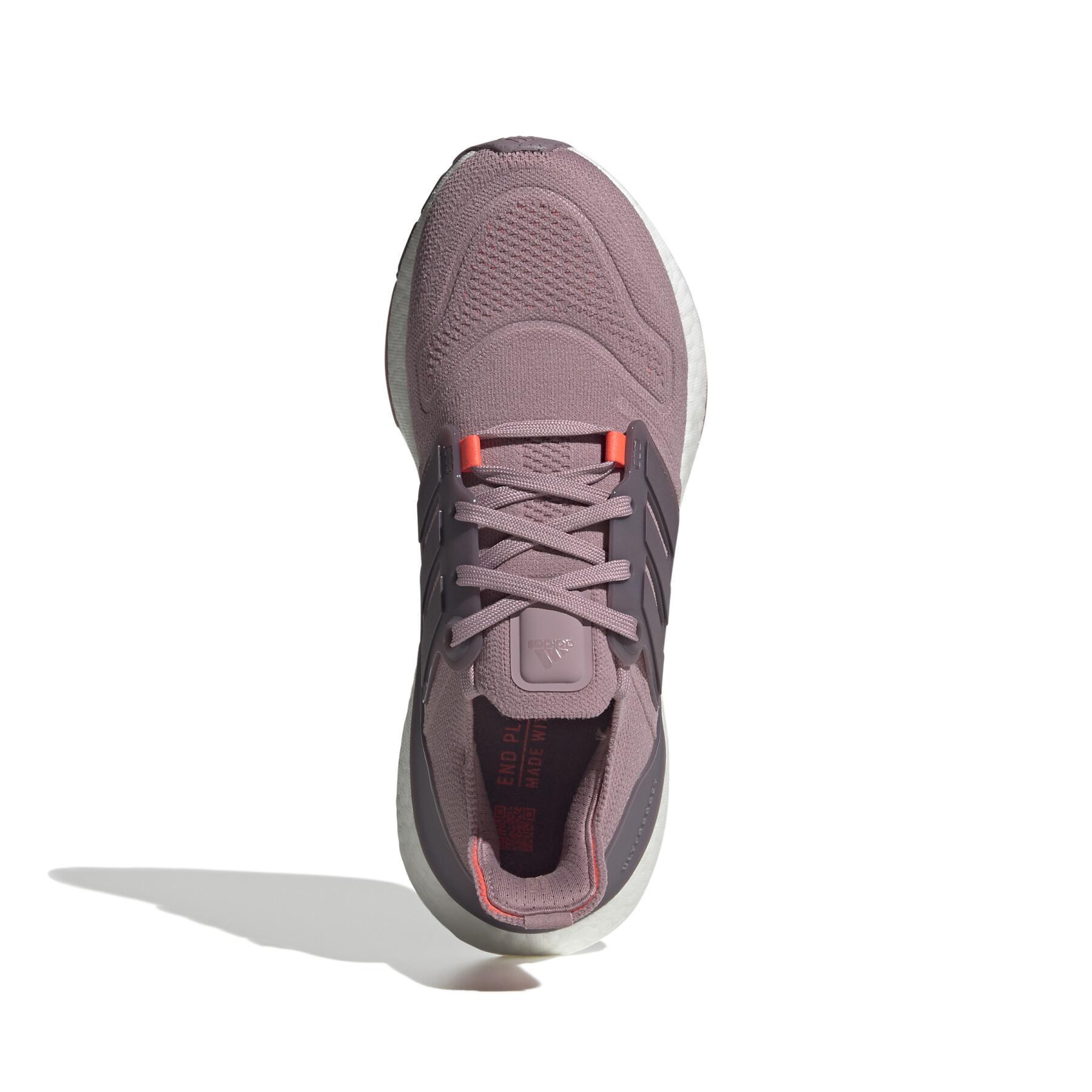 Women's shoes adidas Ultraboost 22