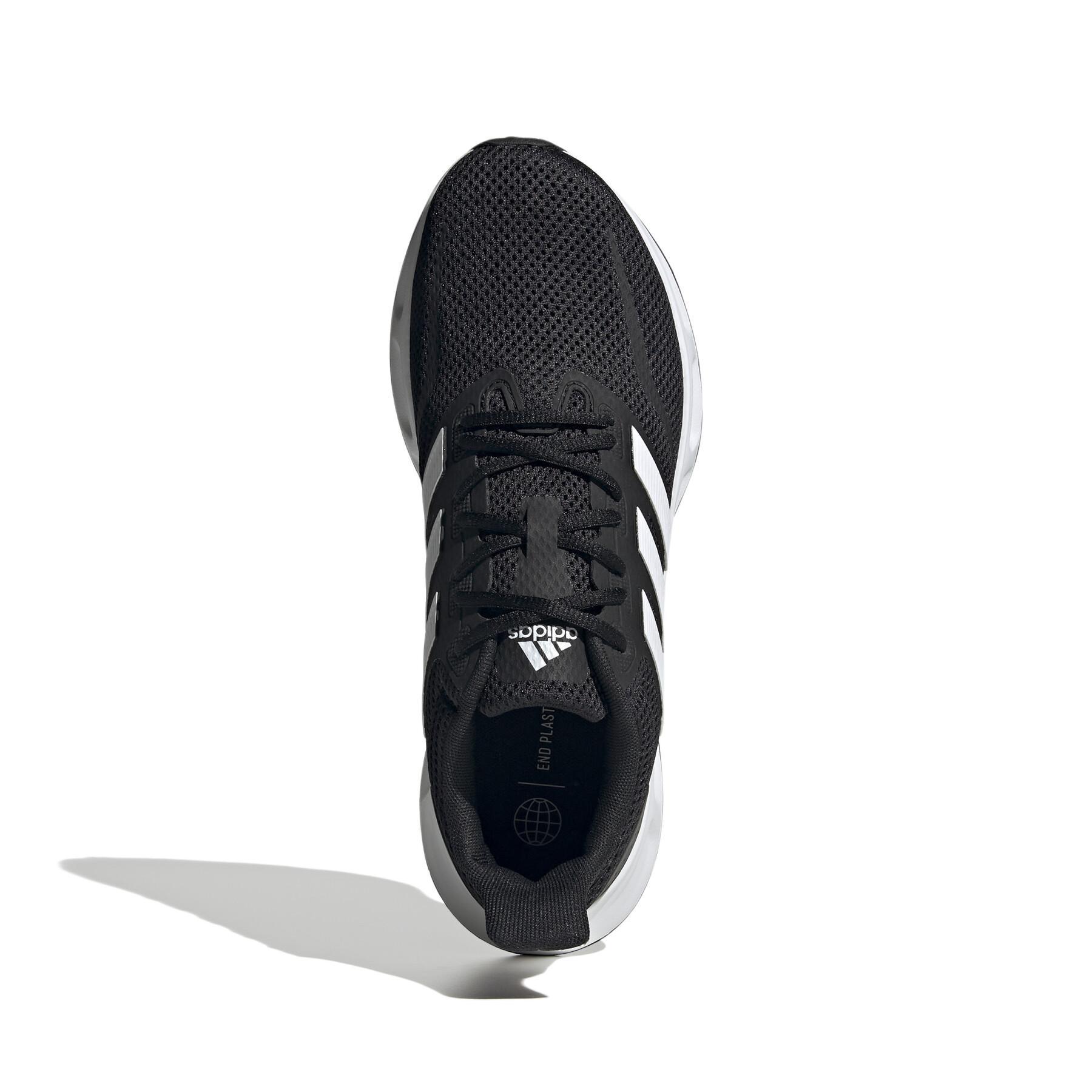 Running shoes adidas showtheway 2.0