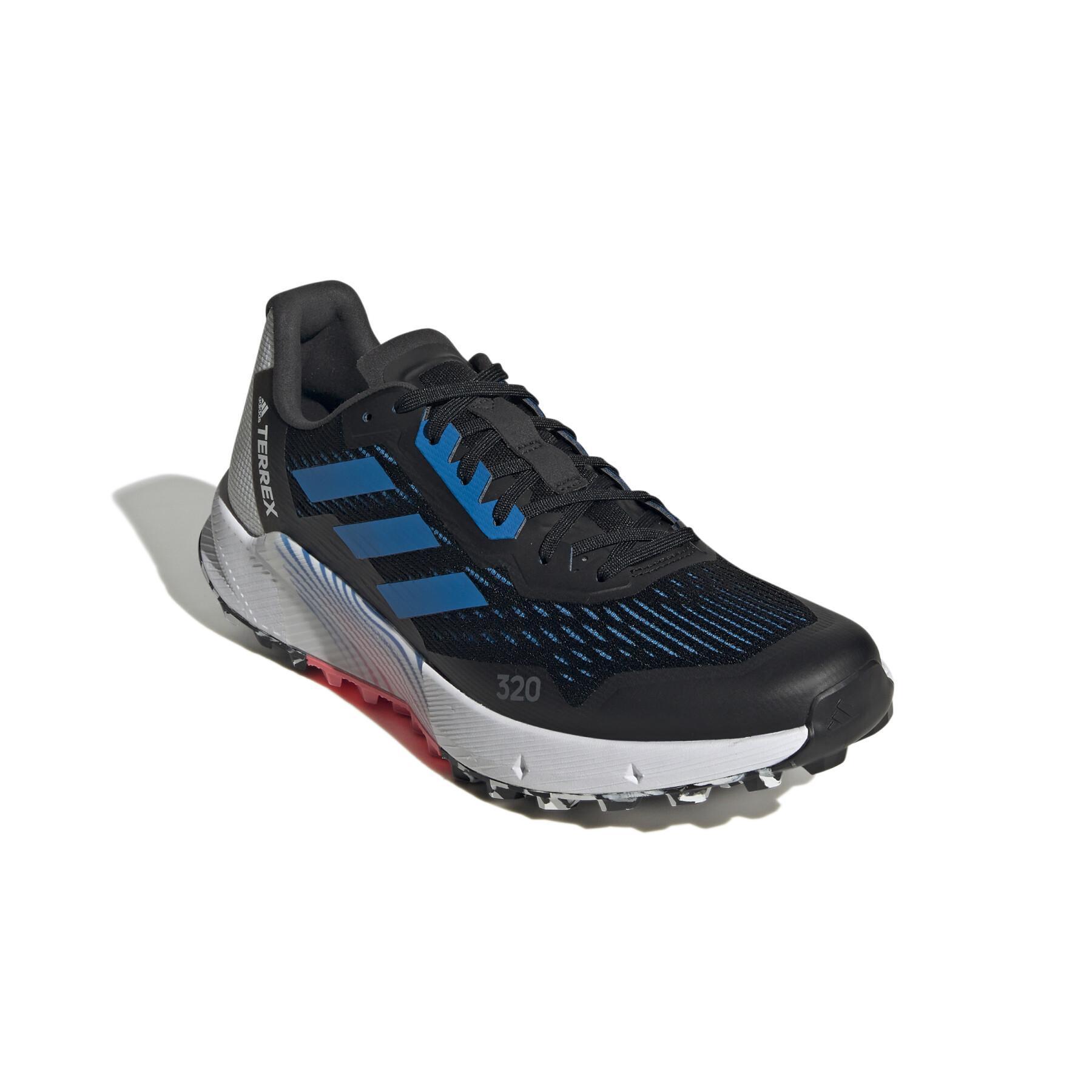 Trail running shoes adidas Terrex agravic flow2