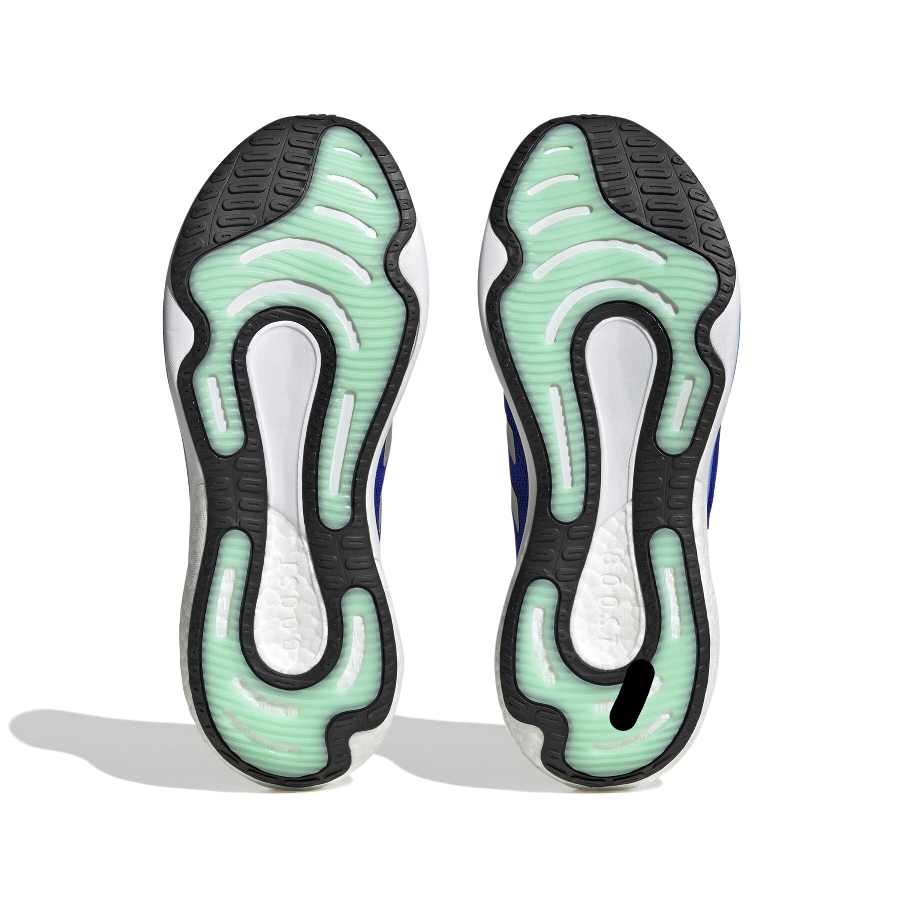 Running shoes adidas Supernova 2.0