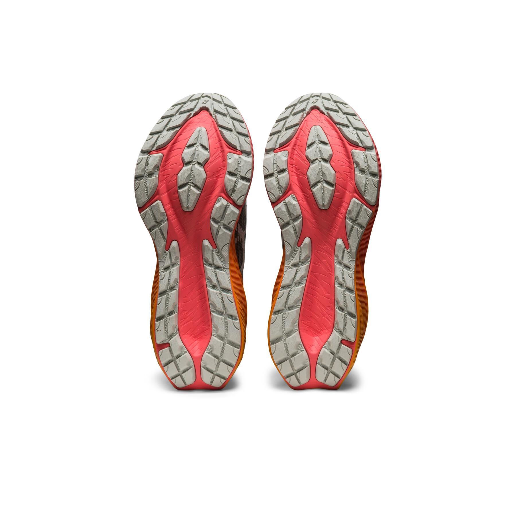 Women's running shoes Asics Novablast 3 - TR