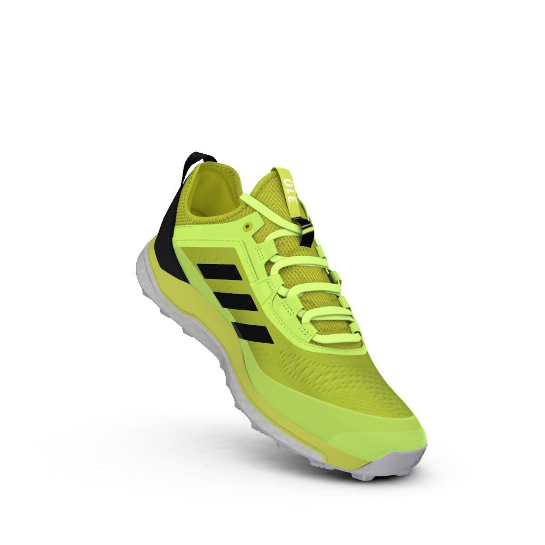 Trail running shoes adidas Terrex Agravic Flow