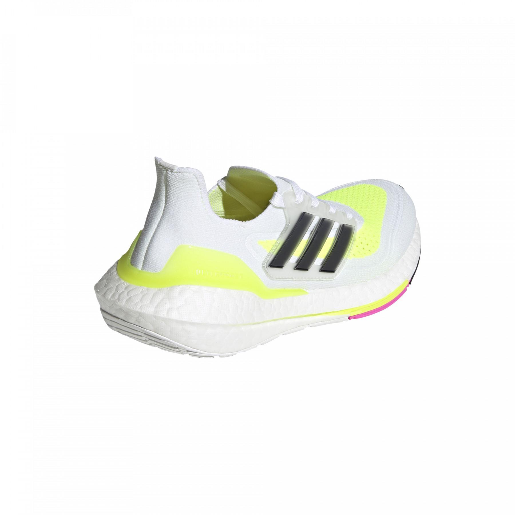Children's shoes adidas Ultraboost 21 J