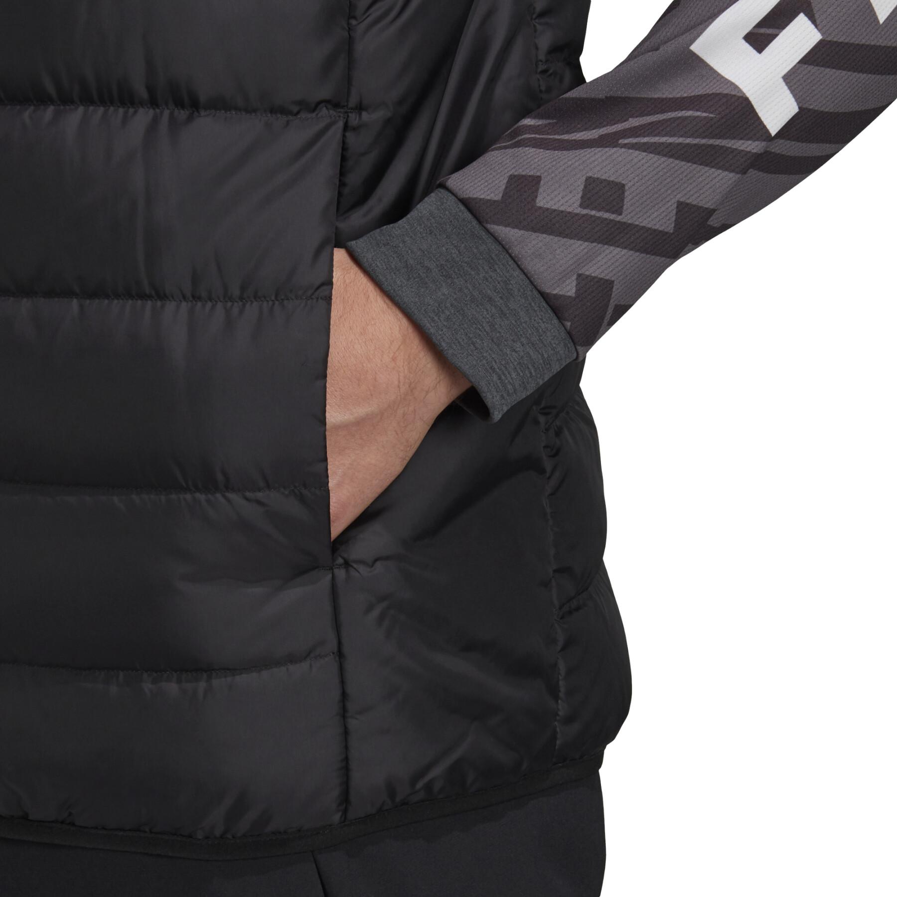 Sleeveless jacket adidas Essentials