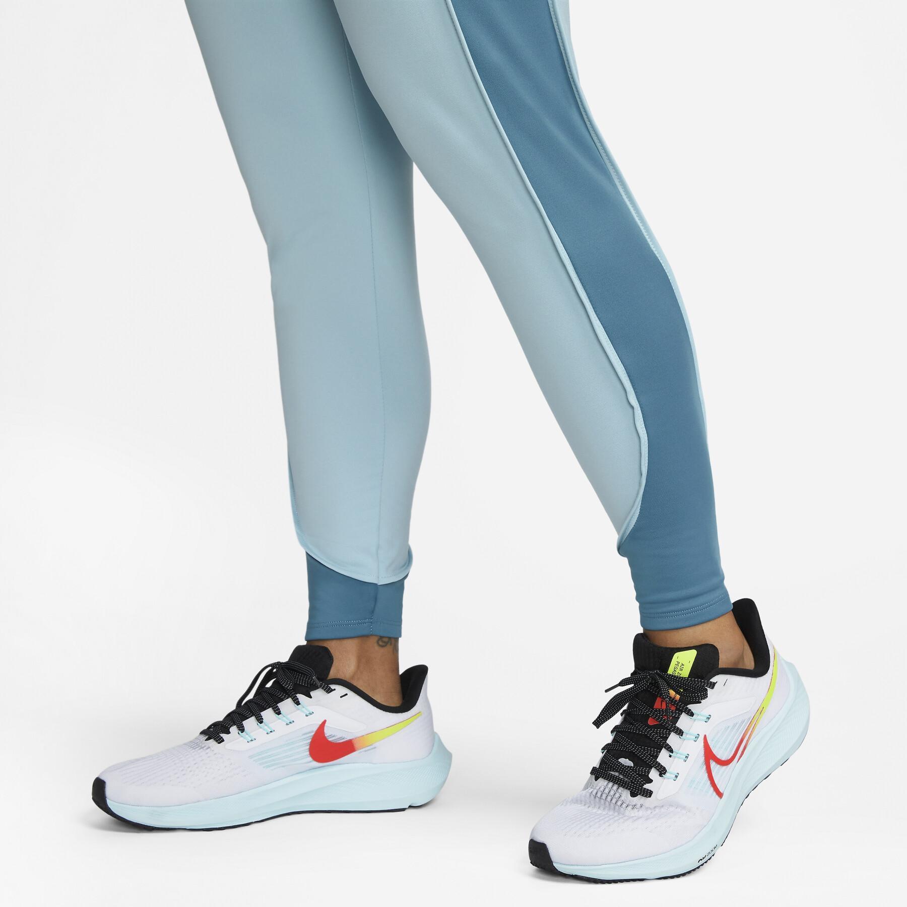 Jogging woman Nike TF Essentials