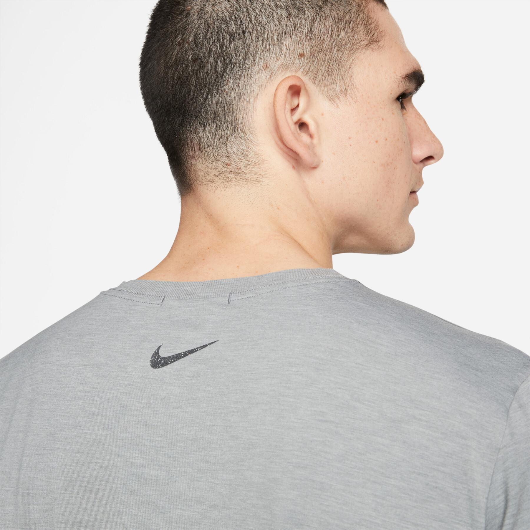 Jersey Nike Yoga Dri-FIT - T-shirts - Men's Clothing - Fitness