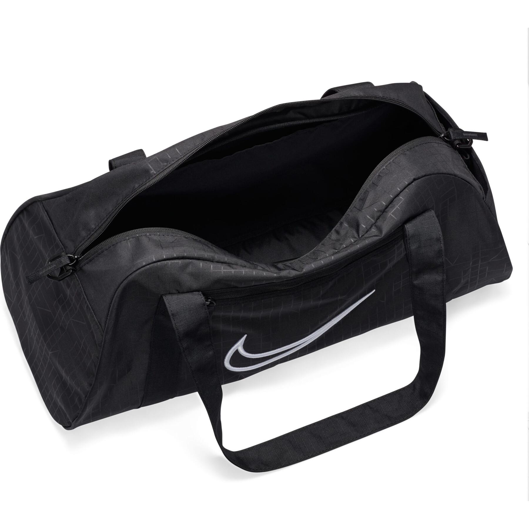 Nike Women's 24 L Sport Bag