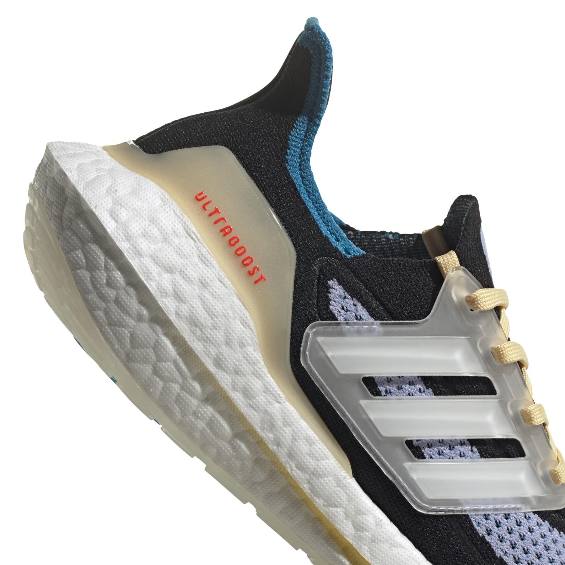 Women's running shoes adidas Ultraboost 21