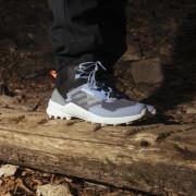 Hiking shoes adidas Terrex Swift R3 Mid GORE-TEX